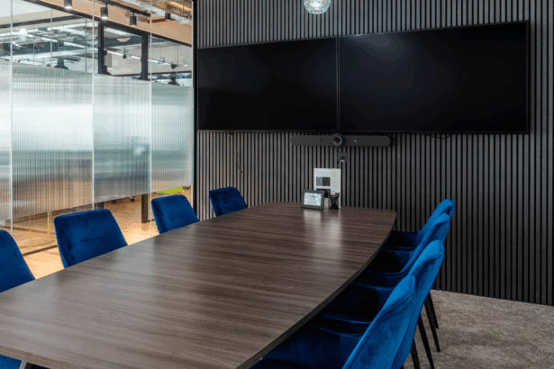 Slat Walls | Wall Panelling for Offices | The Wall Exchange